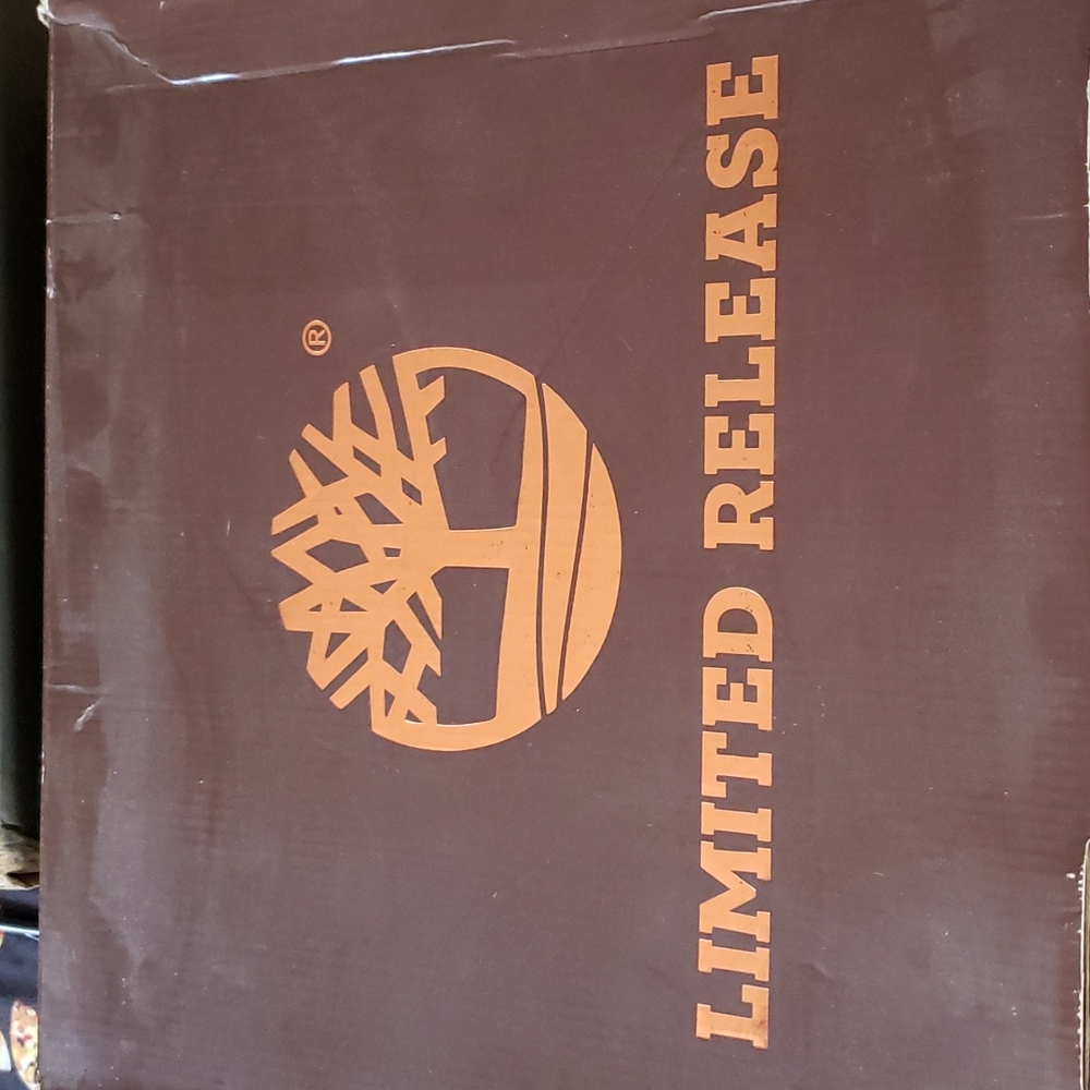Limited Release Timberland wine red